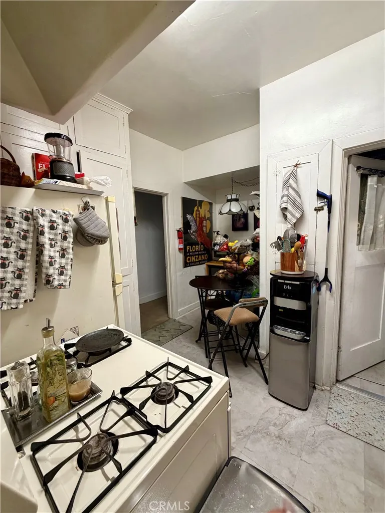 5048 E Echo Street Los Angeles, CA 90042