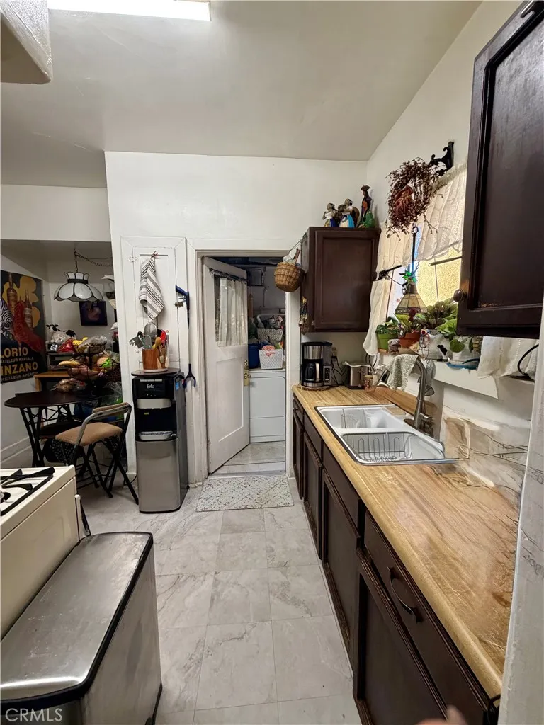 5048 E Echo Street Los Angeles, CA 90042