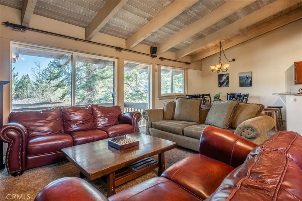 221 Canyon Blvd #206 Mammoth Lakes, CA 93546