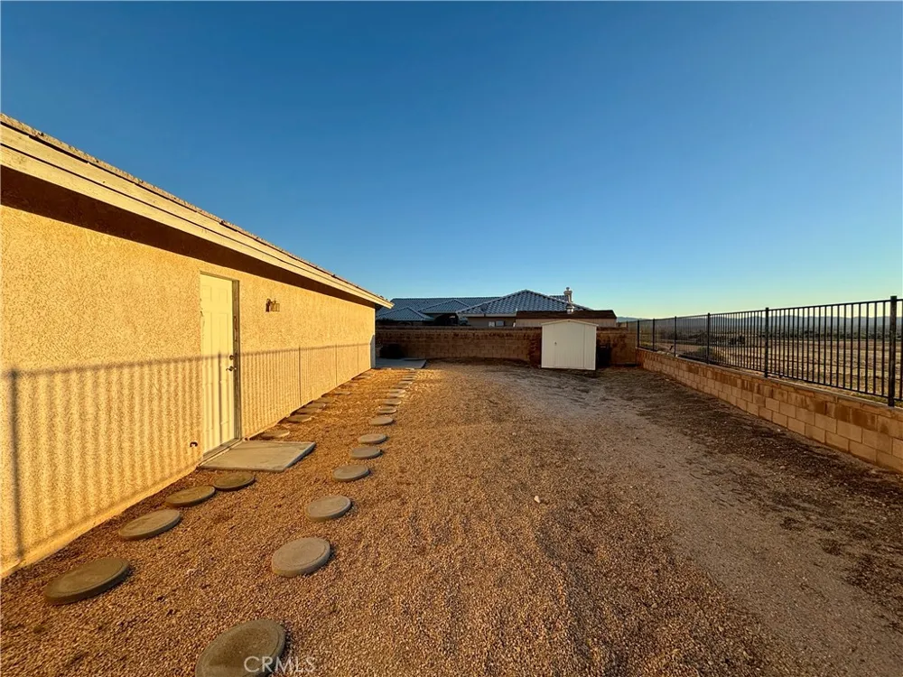 20146 Majestic Apple Valley, CA 92308