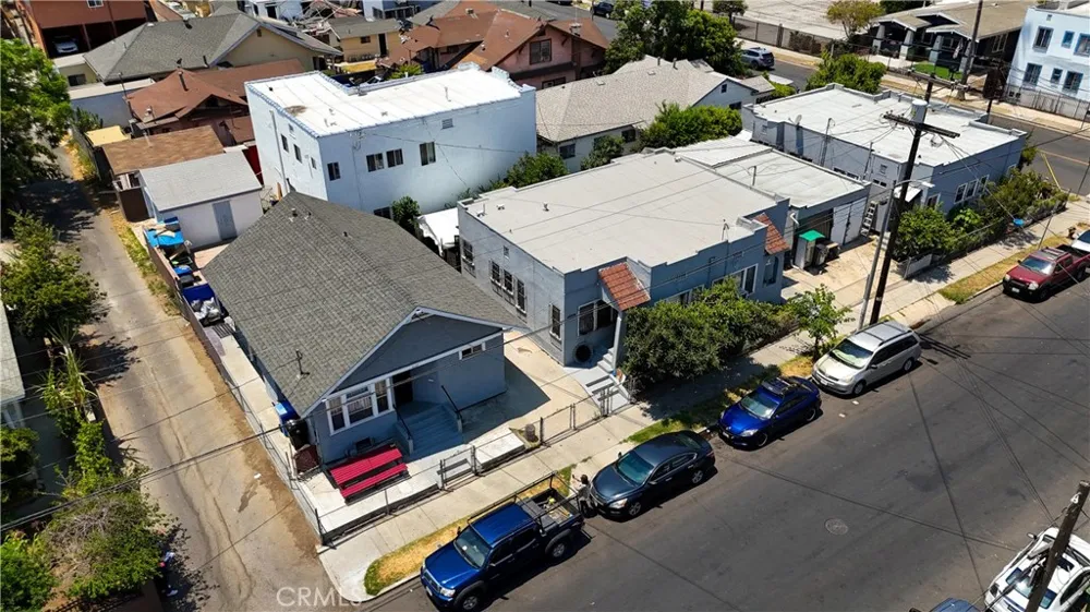 2500 Trinity Street Los Angeles, CA 90011