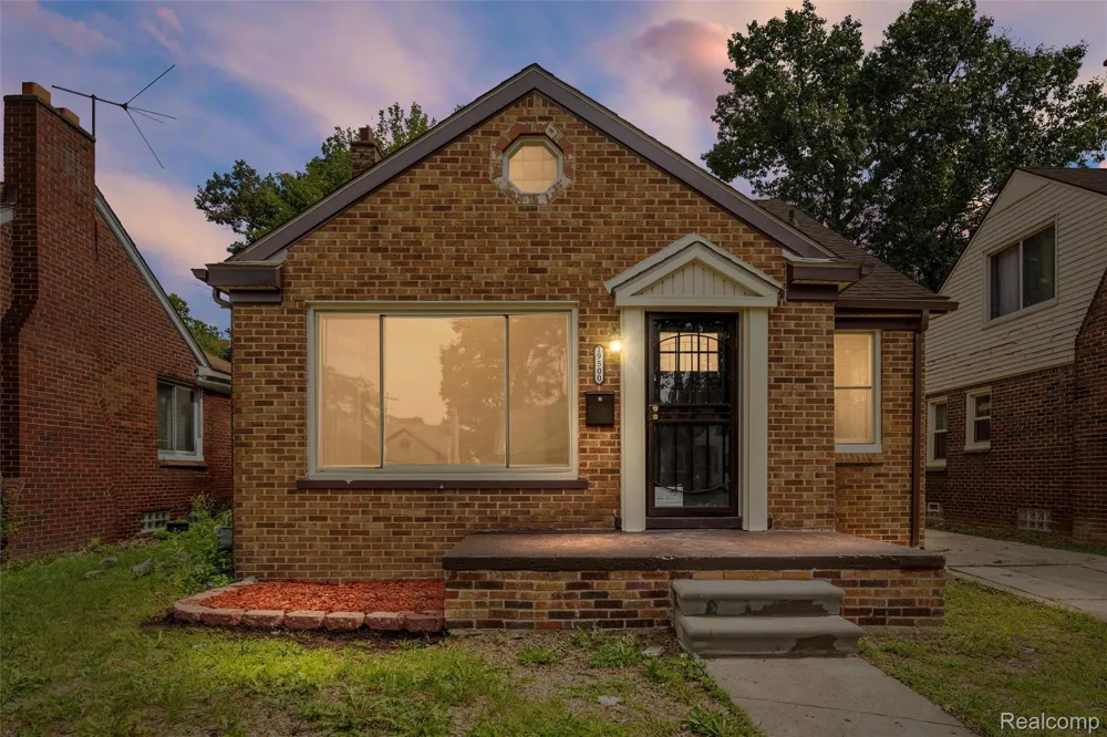 19500 Griggs Street Detroit City, MI 48221