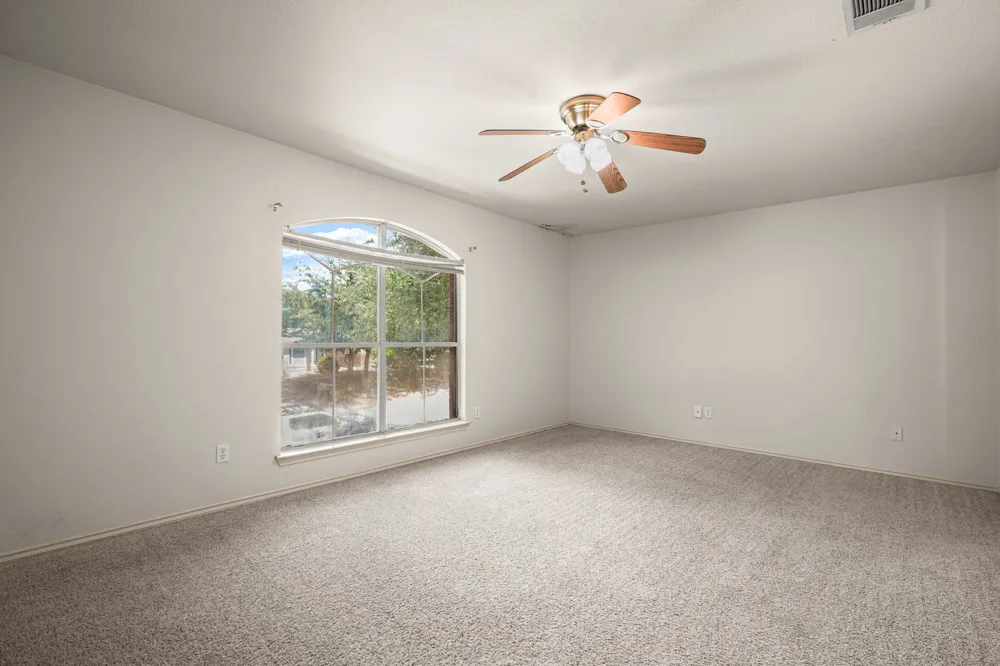 1025 Betty Baker Cove Pflugerville, TX 78660
