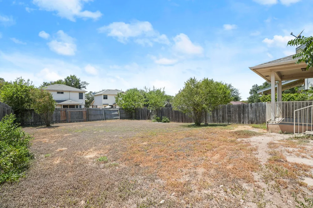 1025 Betty Baker Cove Pflugerville, TX 78660