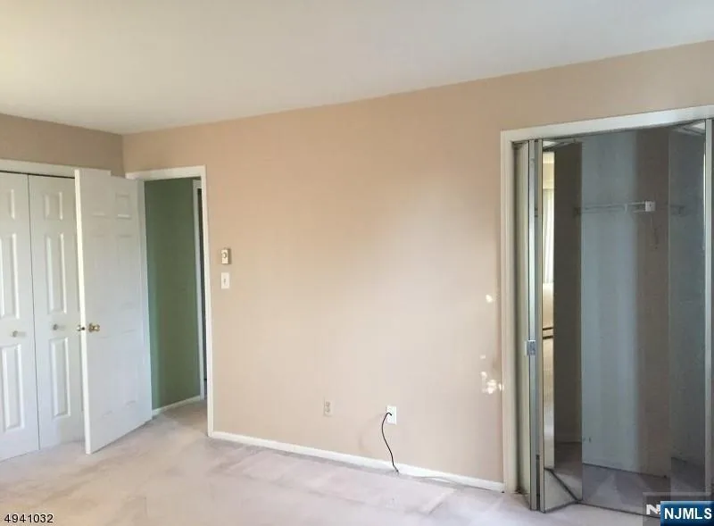 651 Riverside B13 Lyndhurst, NJ 07071