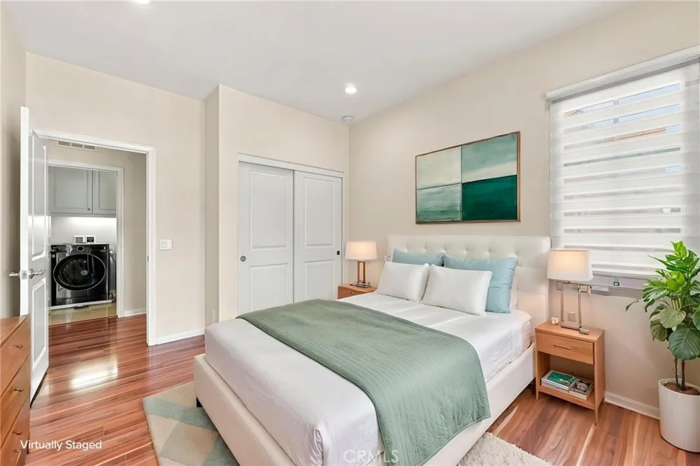 34 Brindisi Irvine, CA 92618