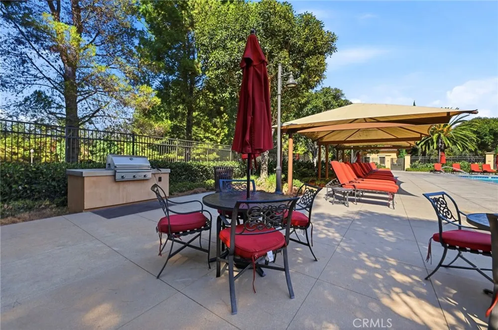 34 Brindisi Irvine, CA 92618