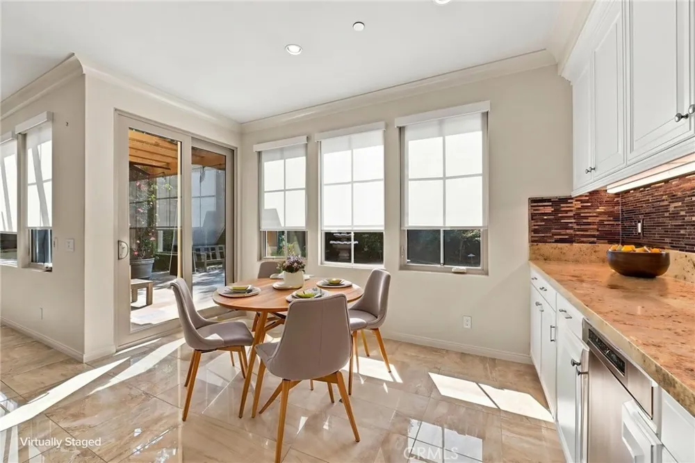 34 Brindisi Irvine, CA 92618