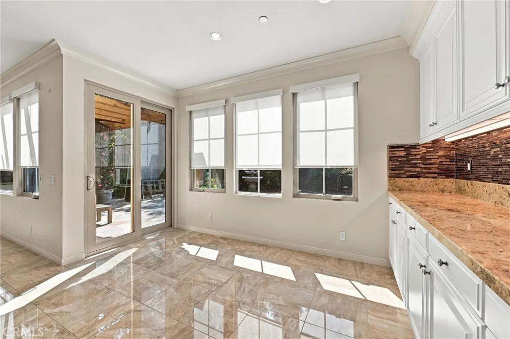 34 Brindisi Irvine, CA 92618