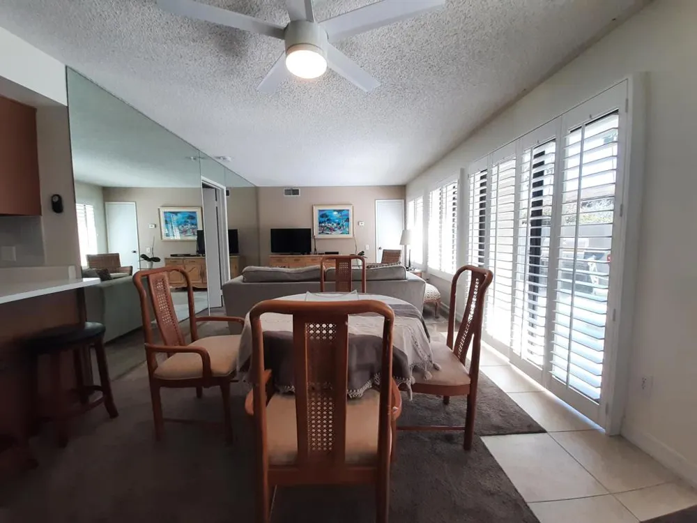1100 E Amado Road #14d1 Palm Springs, CA 92262