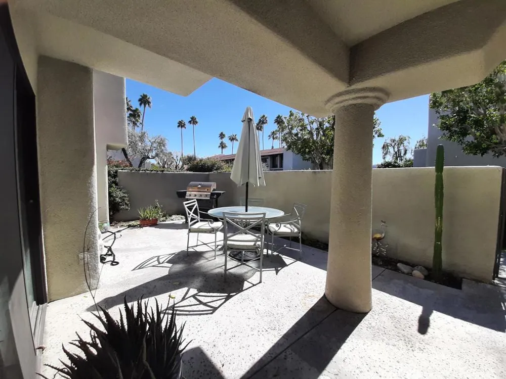 1100 E Amado Road #14d1 Palm Springs, CA 92262