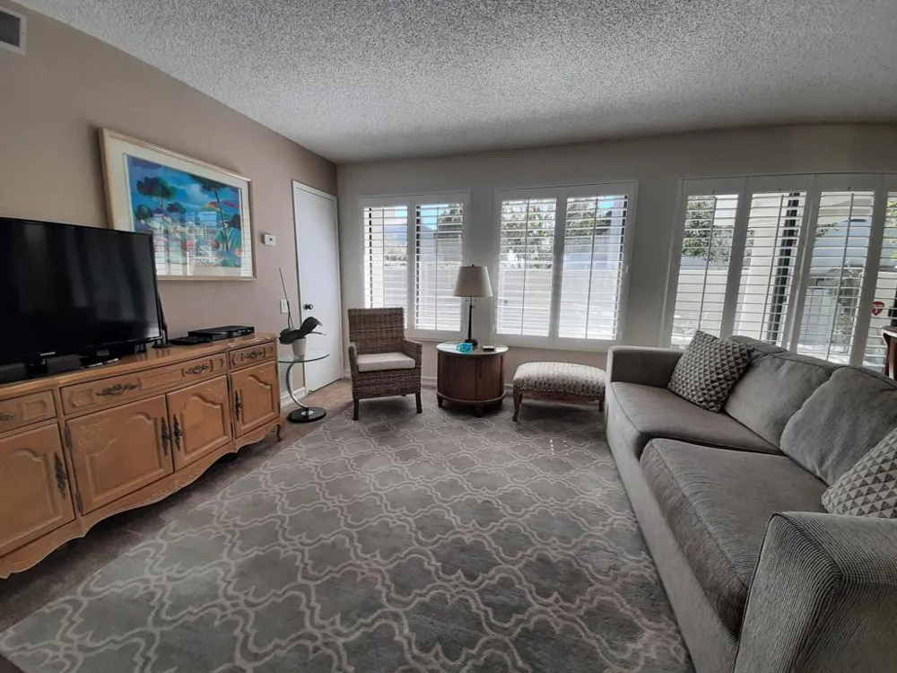 1100 E Amado Road #14d1 Palm Springs, CA 92262