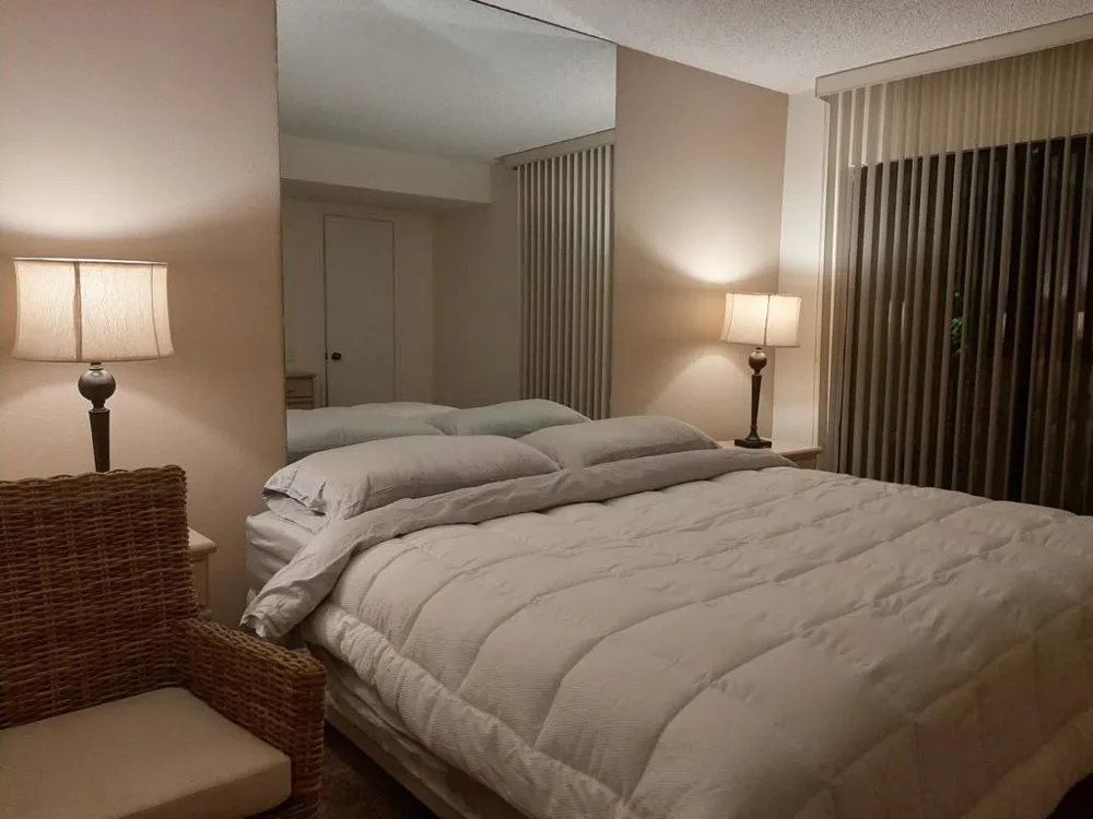 1100 E Amado Road #14d1 Palm Springs, CA 92262