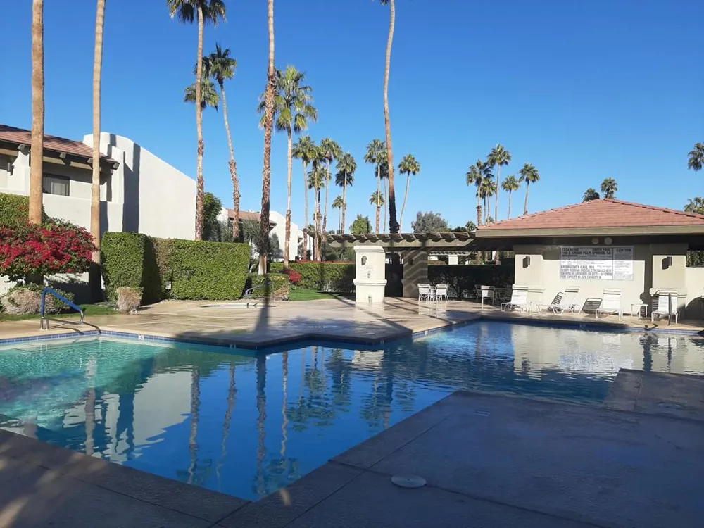 1100 E Amado Road #14d1 Palm Springs, CA 92262