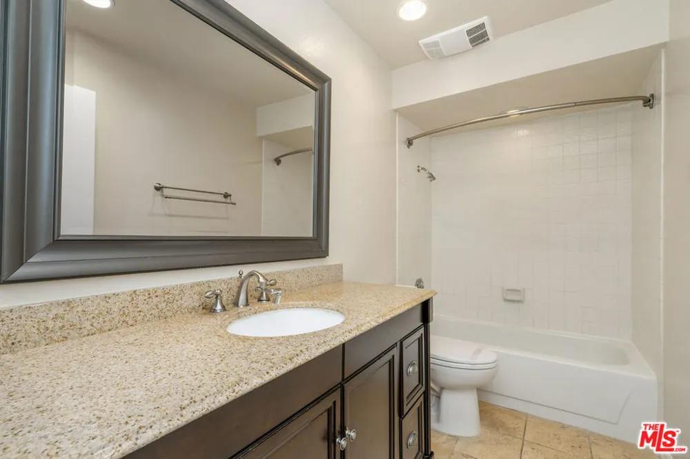 4295 Via Arbolada #312 Los Angeles, CA 90042