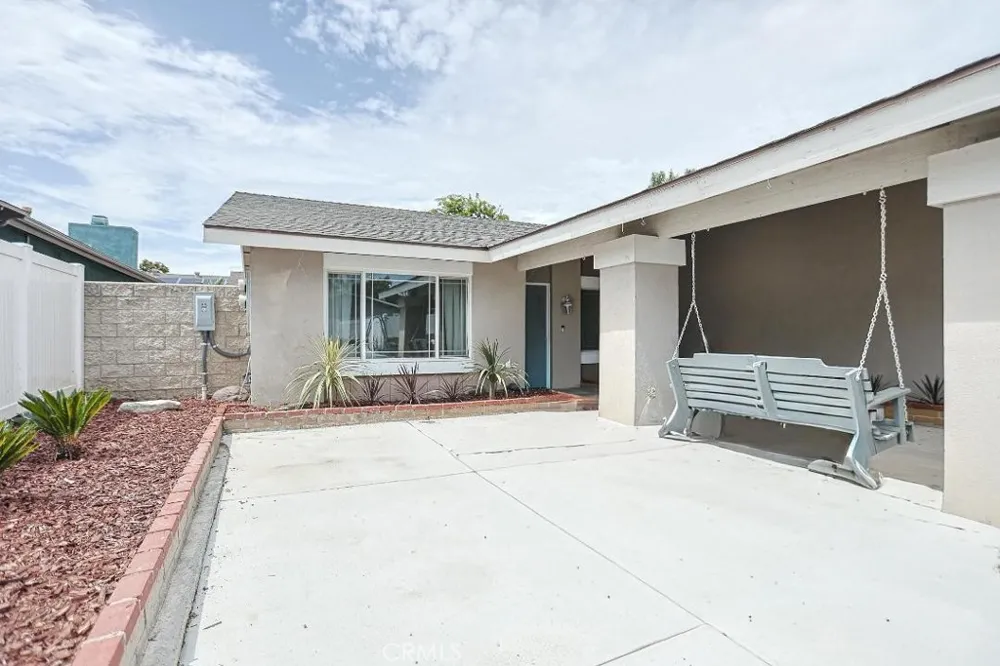 115 S La Paz Anaheim, CA 92807