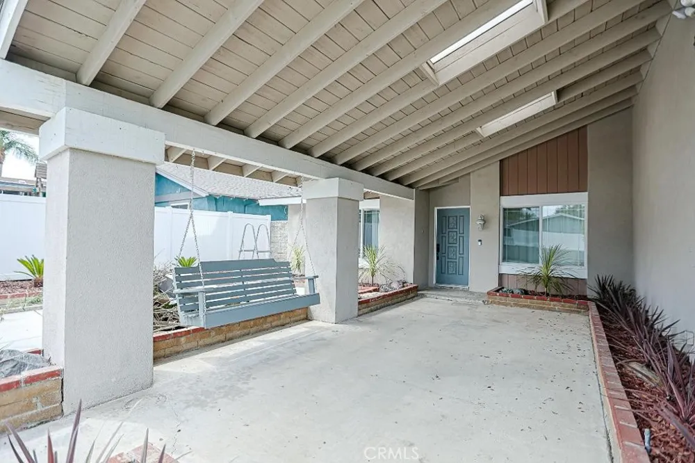 115 S La Paz Anaheim, CA 92807