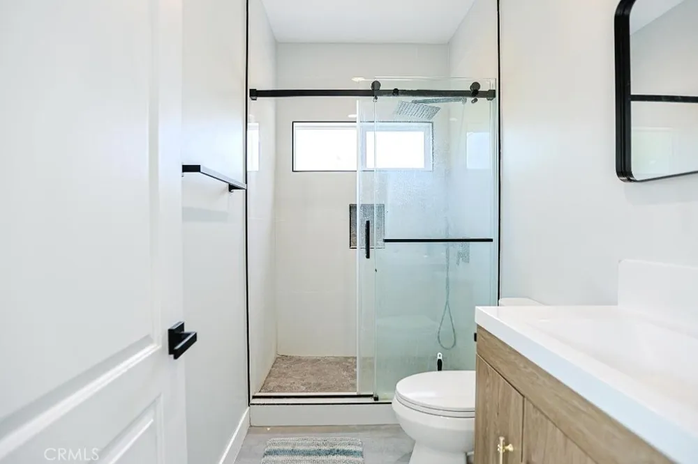 115 S La Paz Anaheim, CA 92807