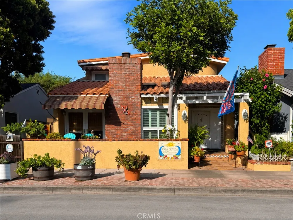 108 Morningside Manhattan Beach, CA 90266