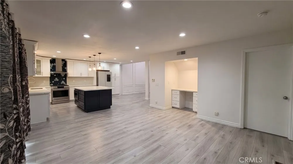 8 Monarch Irvine, CA 92604