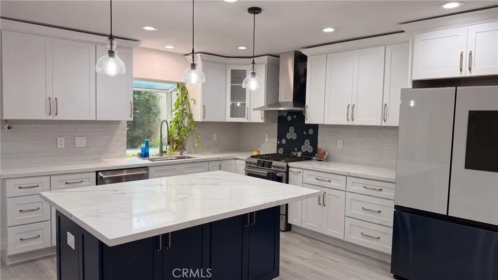 8 Monarch Irvine, CA 92604