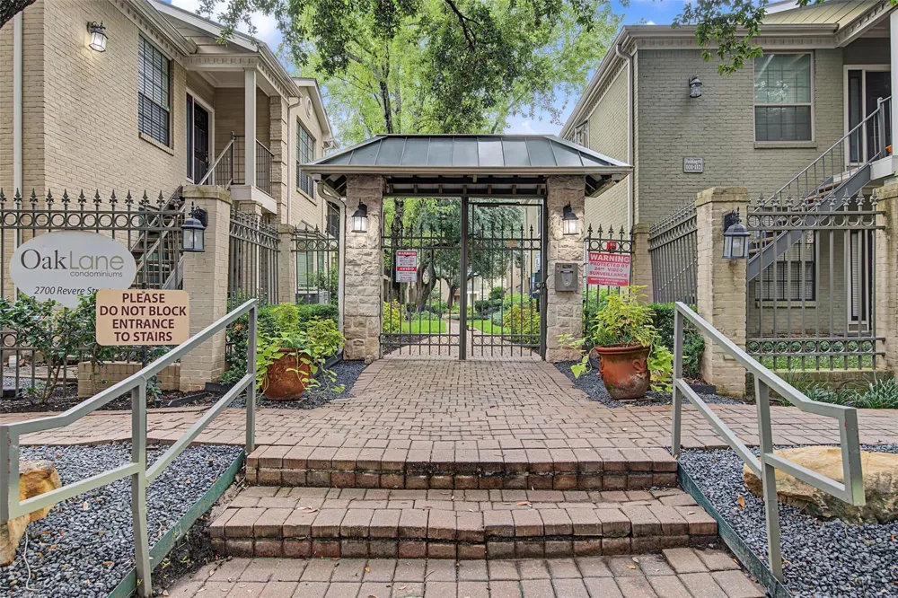2700 Revere Street #137 Houston, TX 77098