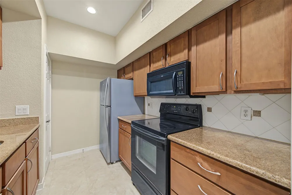 2700 Revere Street #137 Houston, TX 77098