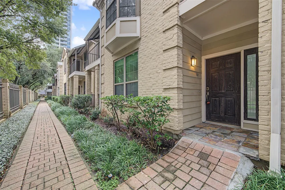 2700 Revere Street #137 Houston, TX 77098