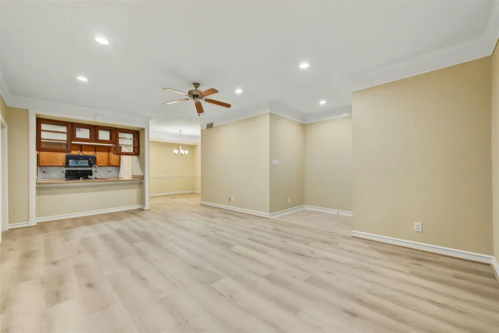 2700 Revere Street #137 Houston, TX 77098