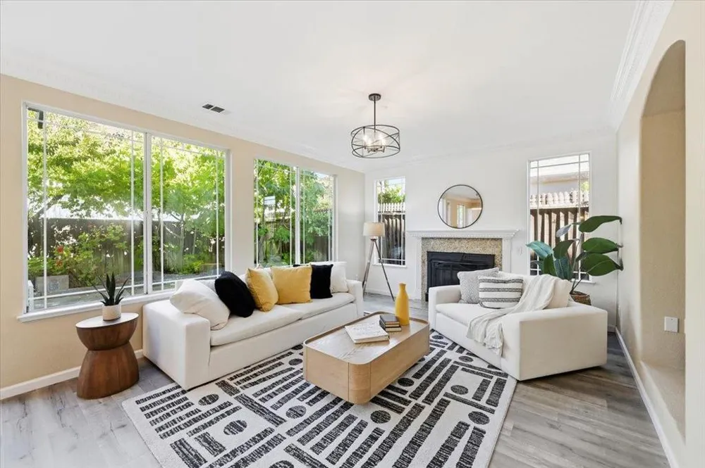 34637 Arroyo Drive Union City, CA 94587
