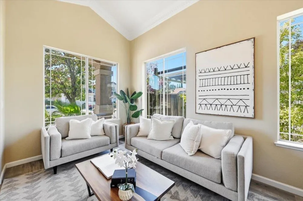 34637 Arroyo Drive Union City, CA 94587