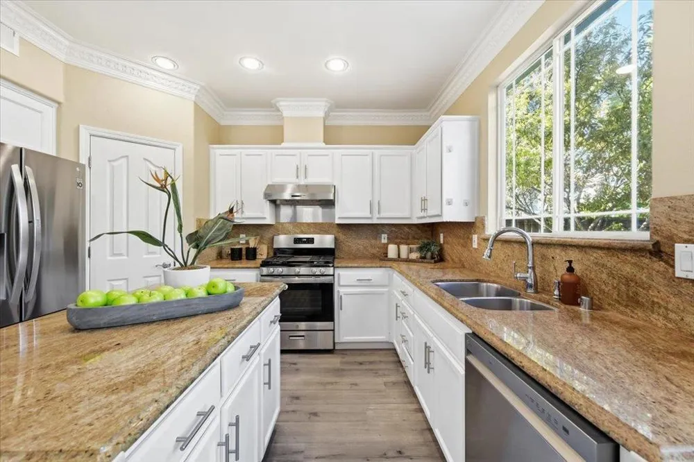 34637 Arroyo Drive Union City, CA 94587