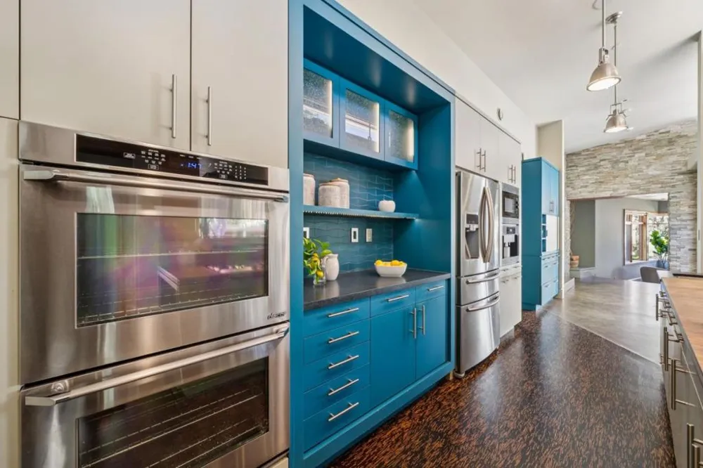2 Buck Meadow Drive Portola Valley, CA 94028