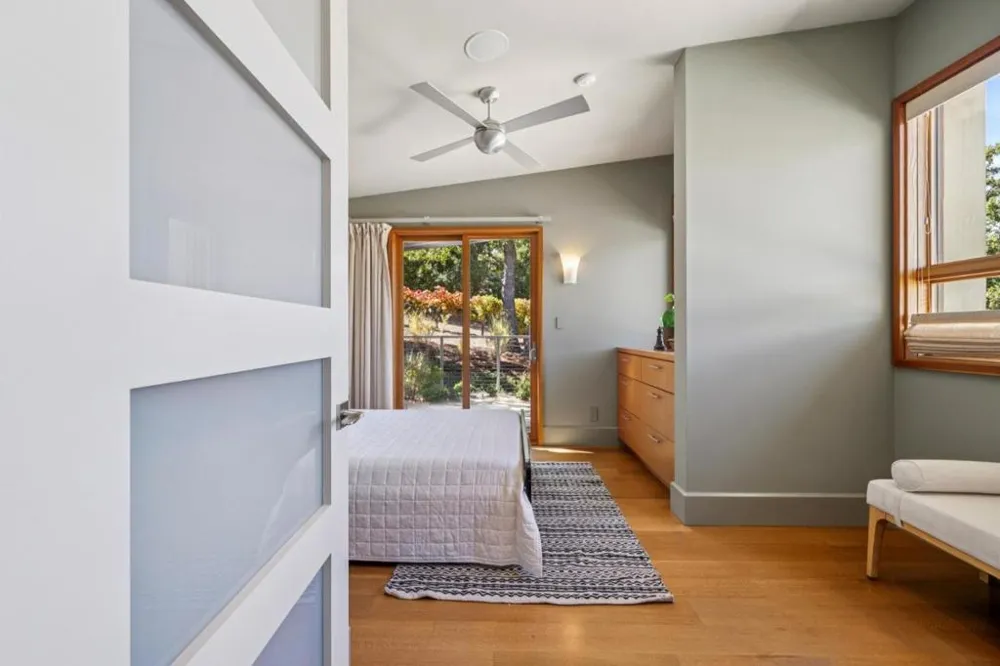 2 Buck Meadow Drive Portola Valley, CA 94028