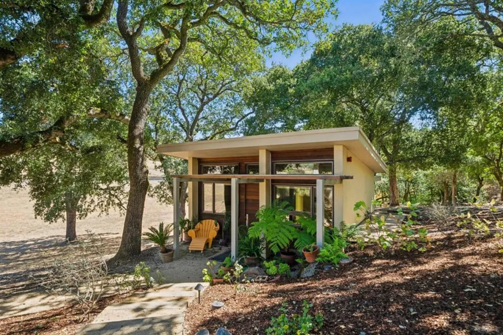 2 Buck Meadow Drive Portola Valley, CA 94028