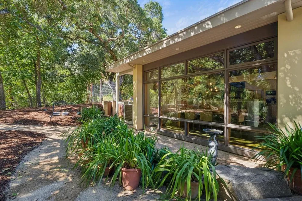 2 Buck Meadow Drive Portola Valley, CA 94028