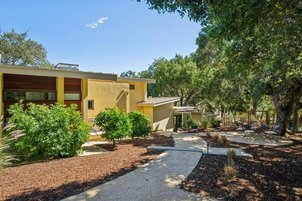 2 Buck Meadow Drive Portola Valley, CA 94028