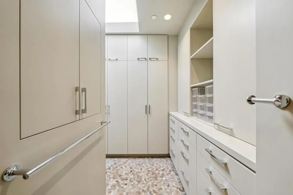2 Buck Meadow Drive Portola Valley, CA 94028