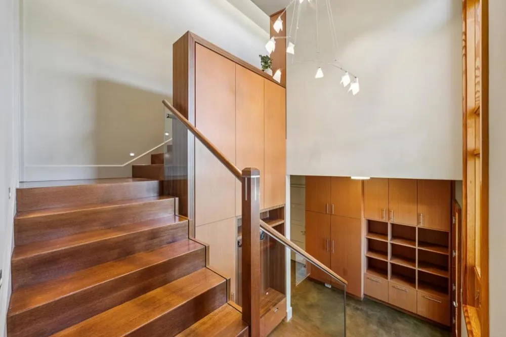 2 Buck Meadow Drive Portola Valley, CA 94028