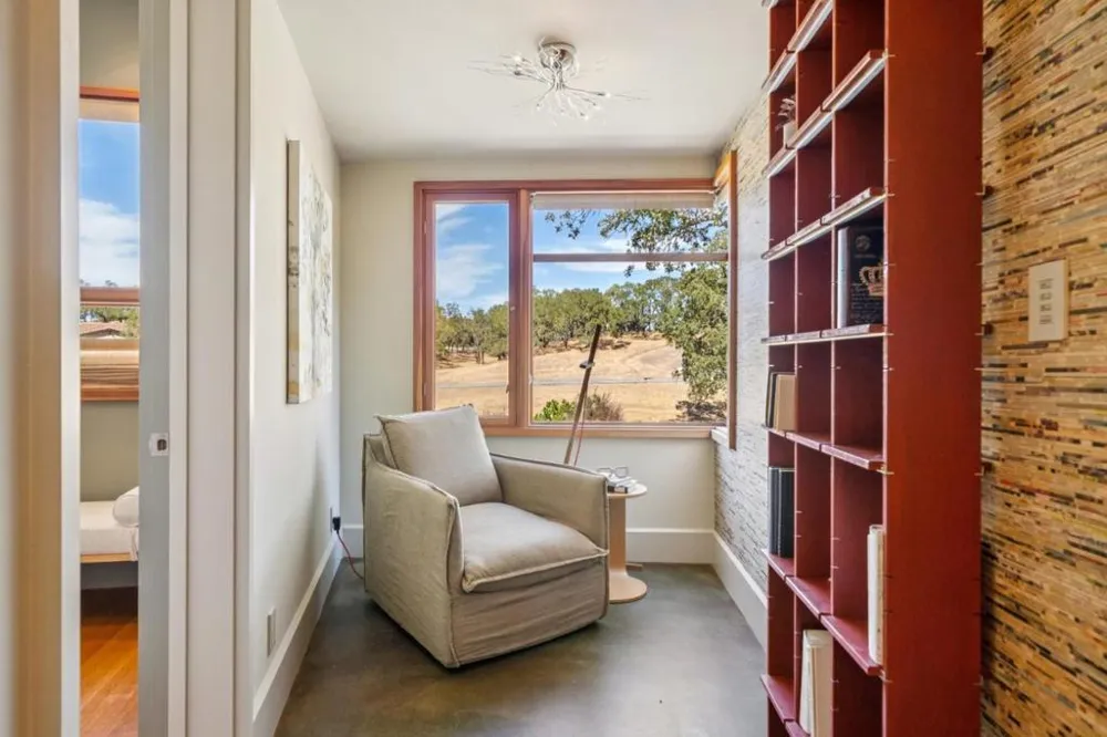 2 Buck Meadow Drive Portola Valley, CA 94028