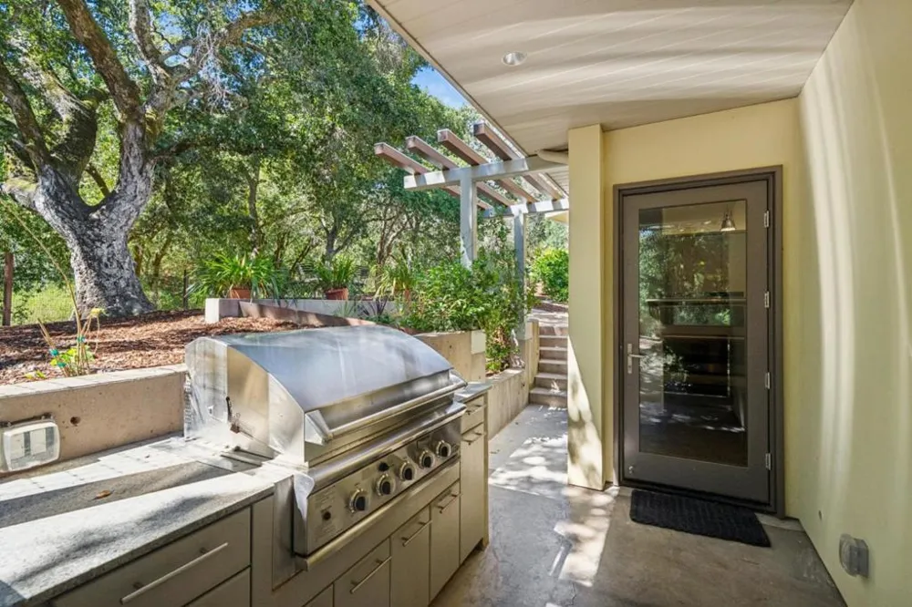 2 Buck Meadow Drive Portola Valley, CA 94028