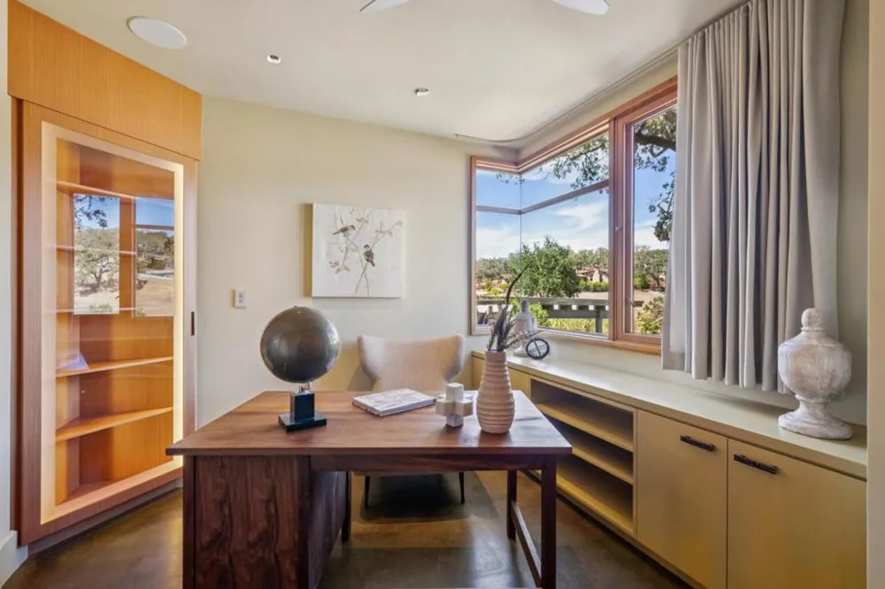 2 Buck Meadow Drive Portola Valley, CA 94028