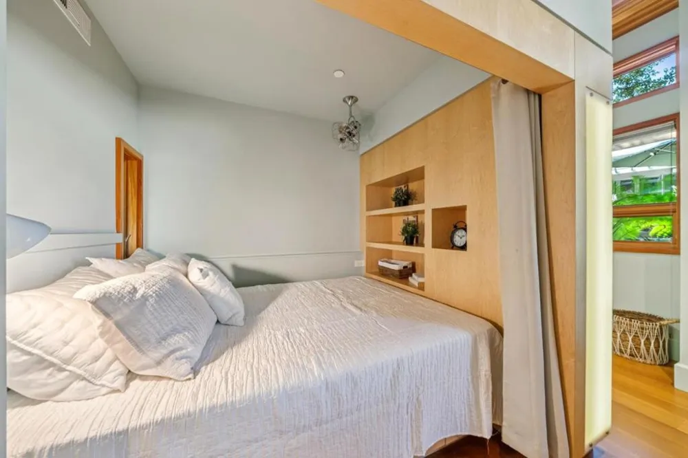 2 Buck Meadow Drive Portola Valley, CA 94028