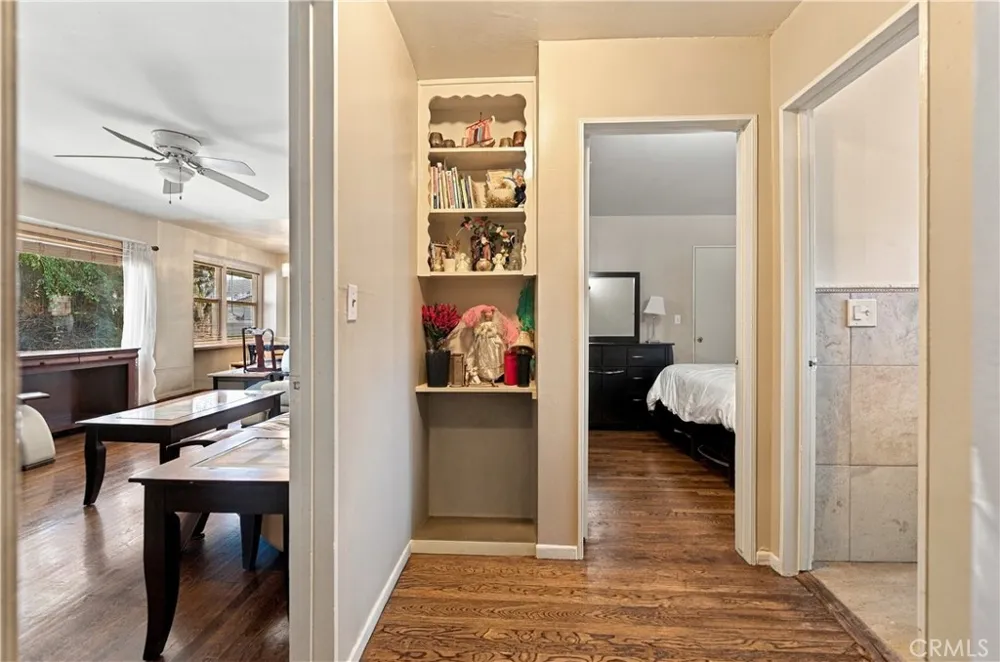 21211 Haston Place Lakewood, CA 90715