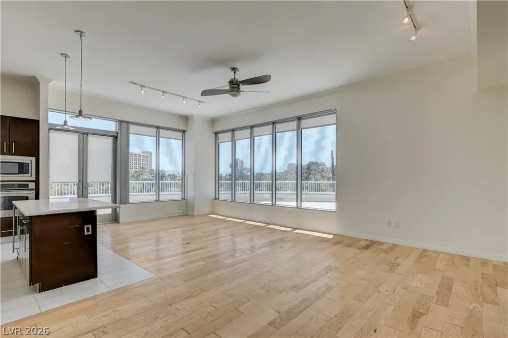 360 E Desert Inn Road #402 Las Vegas, NV 89109