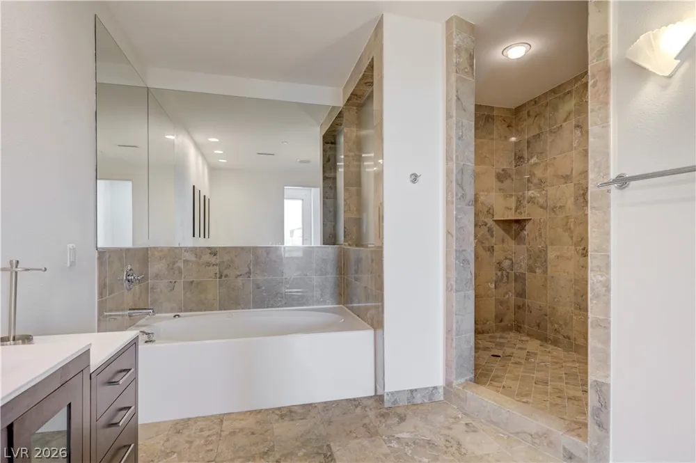 360 E Desert Inn Road #402 Las Vegas, NV 89109