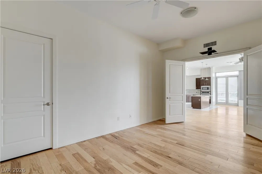 360 E Desert Inn Road #402 Las Vegas, NV 89109