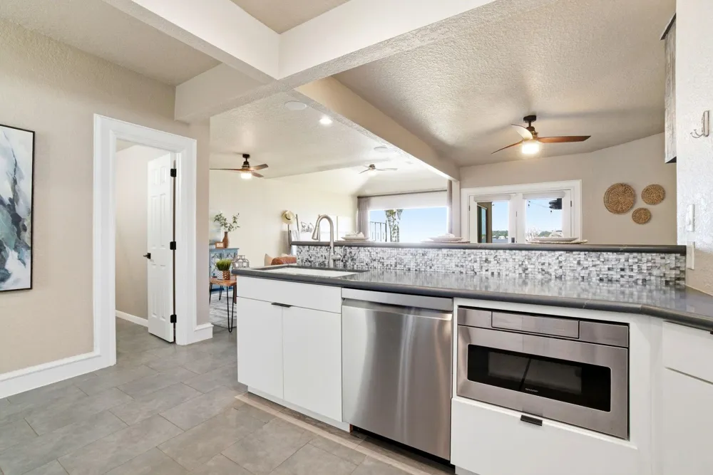 1609 Schooner Point Willis, TX 77318