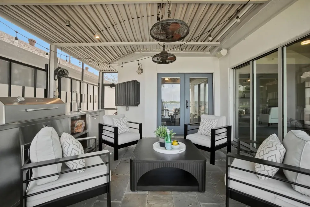 1609 Schooner Point Willis, TX 77318