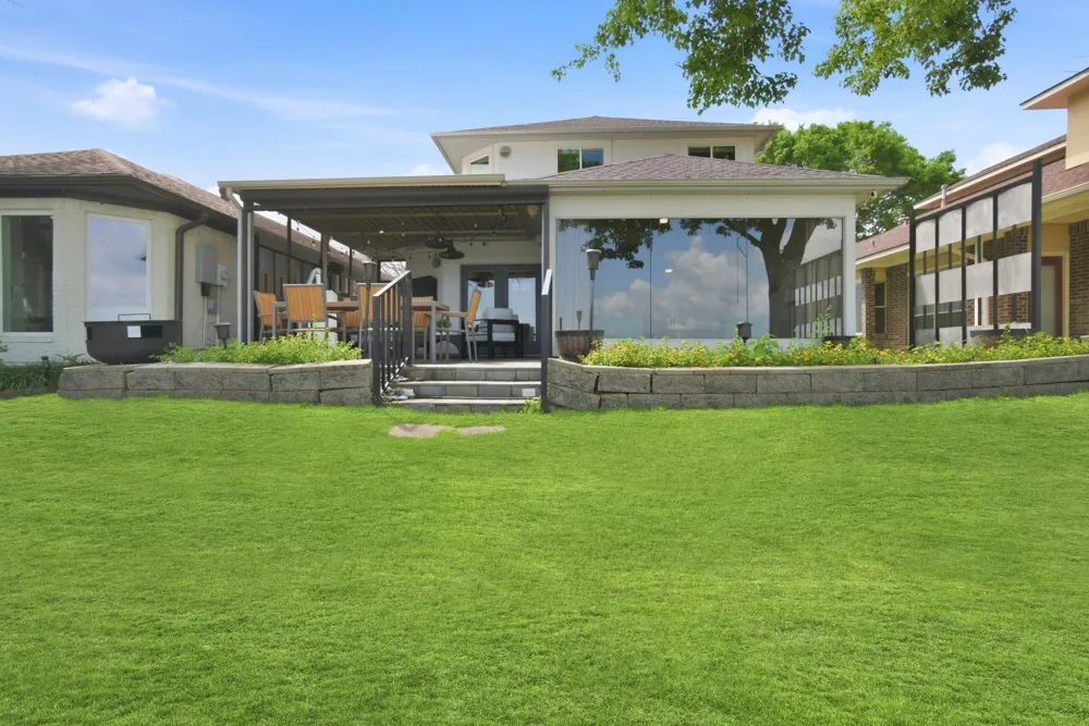 1609 Schooner Point Willis, TX 77318